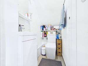 Photo 16- click for photo gallery